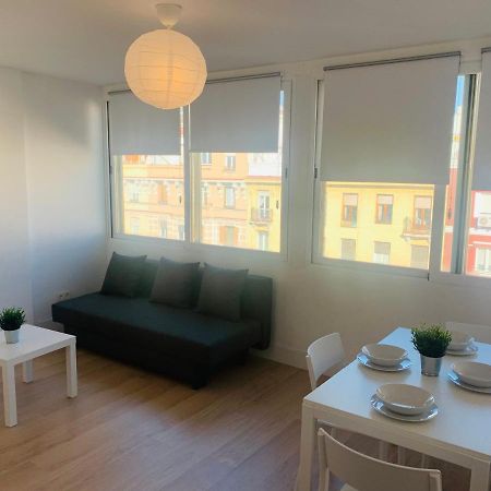 Appartement Pisos Con Piscina Barrio Exclusivo-Wizinkcenter Alquiler Temporada à Madrid Extérieur photo