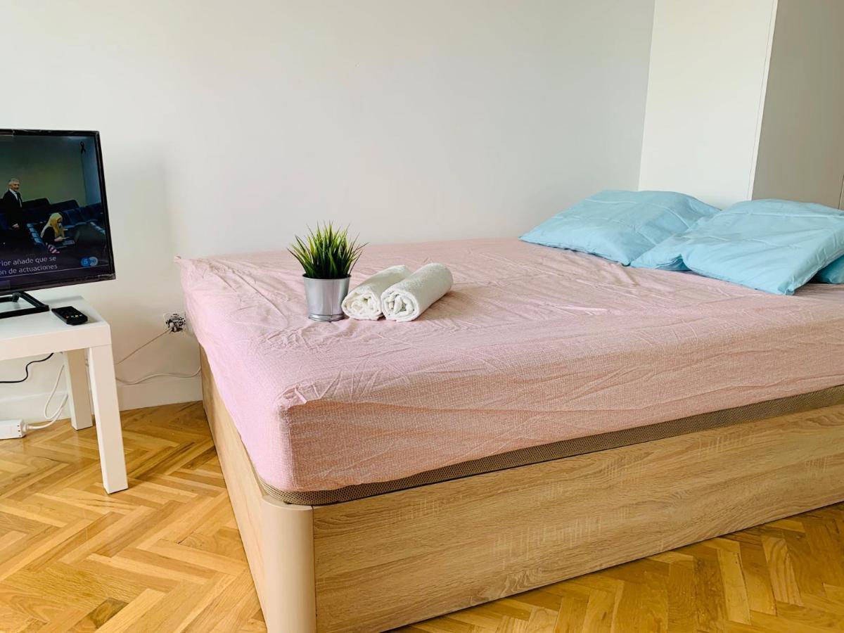 Appartement Pisos Con Piscina Barrio Exclusivo-Wizinkcenter Alquiler Temporada à Madrid Extérieur photo