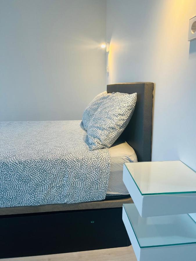 Appartement Pisos Con Piscina Barrio Exclusivo-Wizinkcenter Alquiler Temporada à Madrid Extérieur photo