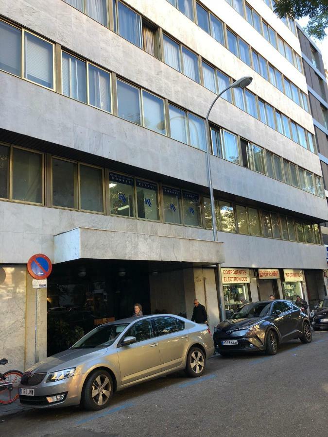 Appartement Pisos Con Piscina Barrio Exclusivo-Wizinkcenter Alquiler Temporada à Madrid Extérieur photo